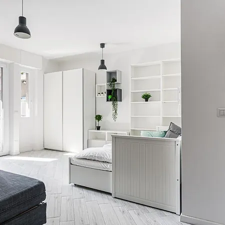 Apartment Amazing Studio Next To Centrale Milan