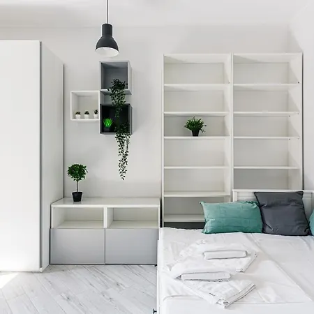 Apartment Amazing Studio Next To Centrale Milan
